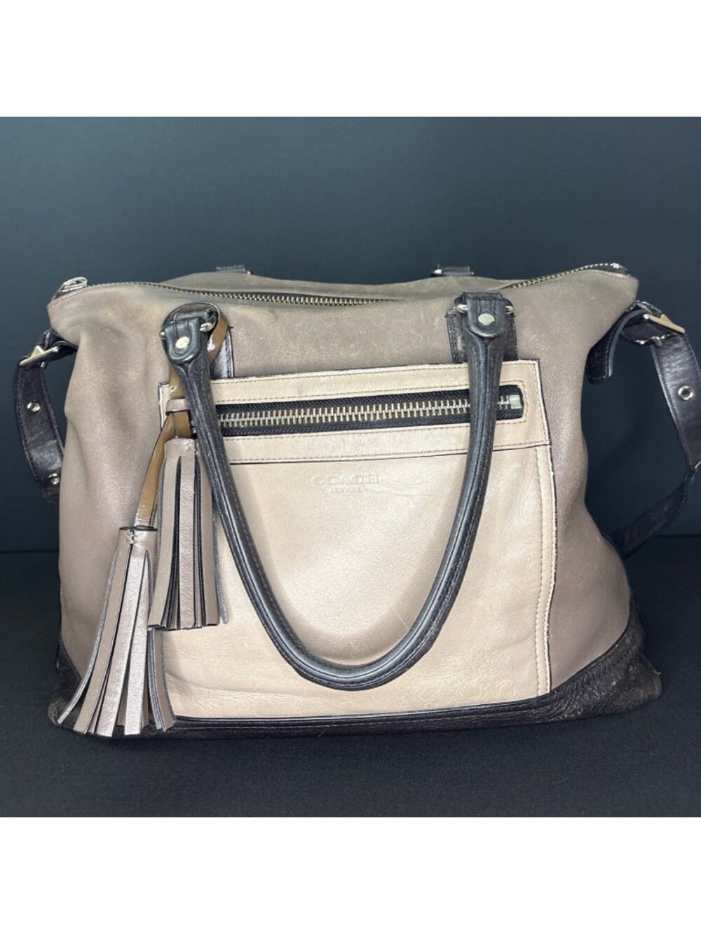 Coach Legacy Rory Satchel Leather Purse No. 19902 Taupe & Black Two-Tone Pebbled - Picture 4 of 16